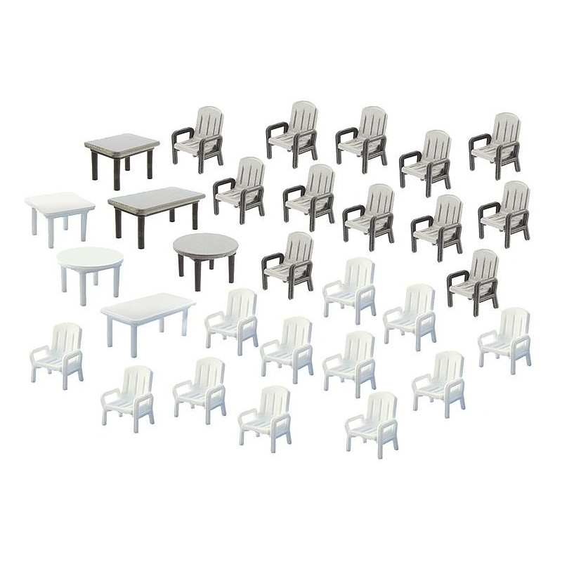 6 tables et 24 chaises / 24 Garden chairs and 6 Tables N