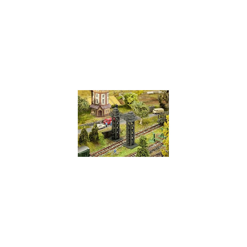 2 tours de sablerie / 2 Sanding towers N
