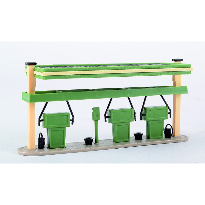 Pompes d'essence / Petrol pumps H0
